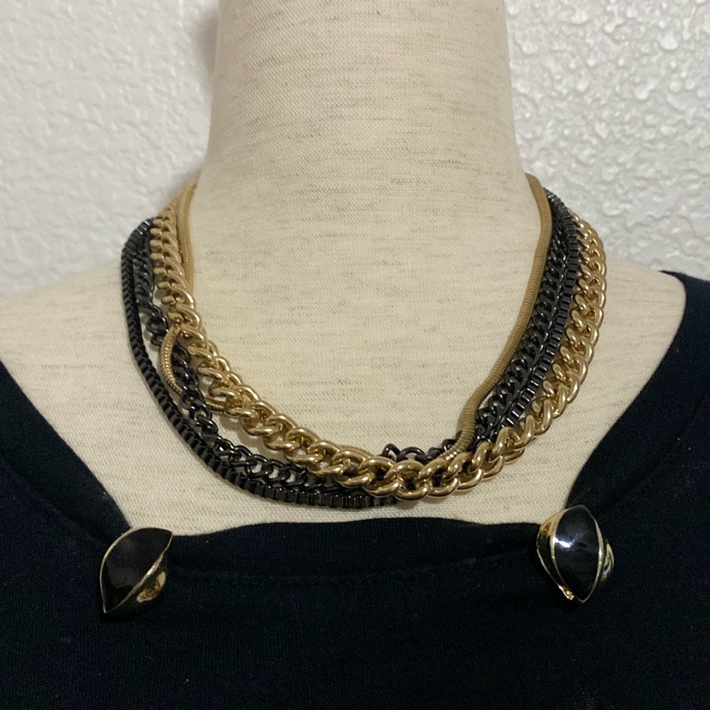 Vintage Necklace and Clip On Earrings